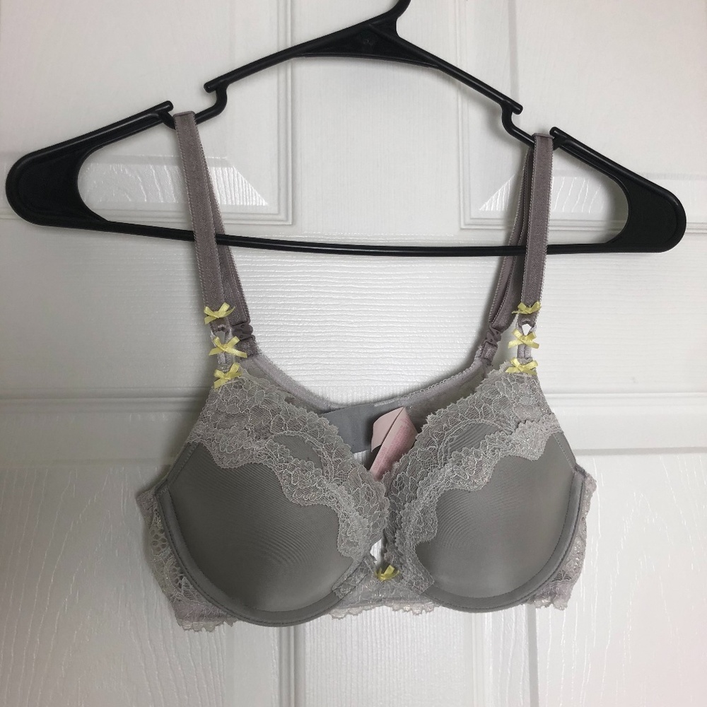 Victoria's Secret Beige Dream Angels Push Up Bra